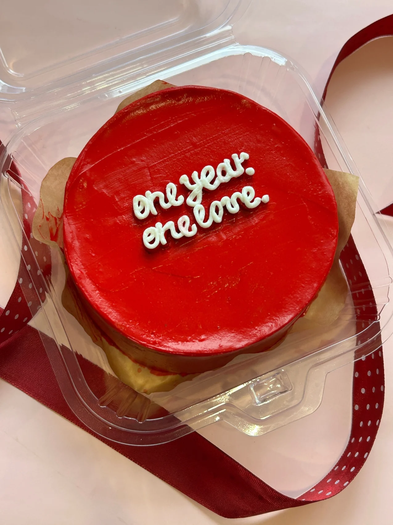 Красный бенто «one year, one love»